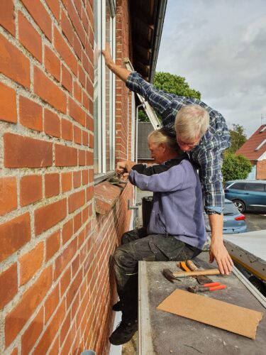 Reparationer og oprydninger på mejeriet