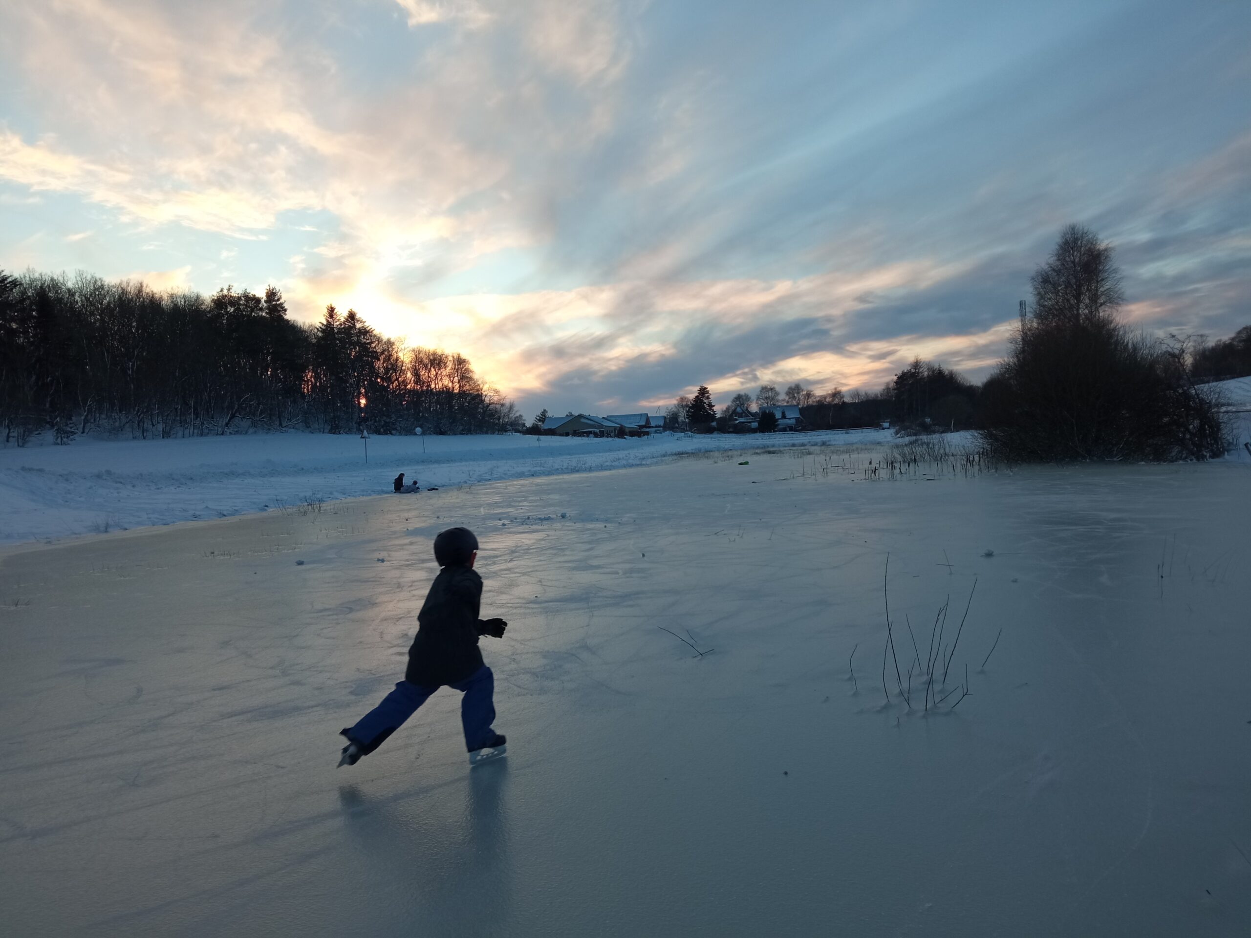 You are currently viewing Når nu der ikke er skøjteføre på Mossø endnu…