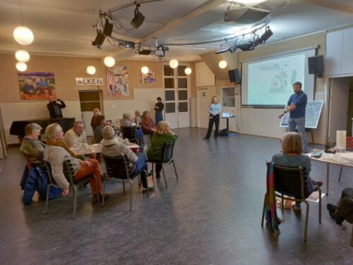 Alkenborgere gav deres besyv med på Alken Søbred-projektet