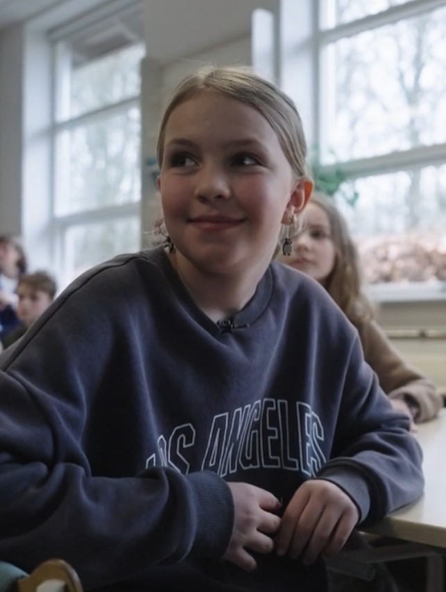 You are currently viewing Vigga, Else-Marie, Sofie og hele klassen skrev afsnit til DR Ultra-serie