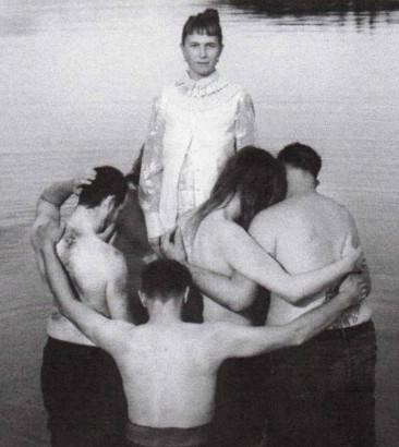 Read more about the article Maj og Rasmus spiller med Kiosk i kirken