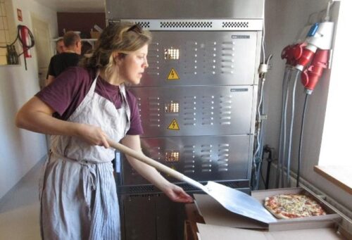 Fem om at lave 48 pizzaer – ingen endte på gulvet