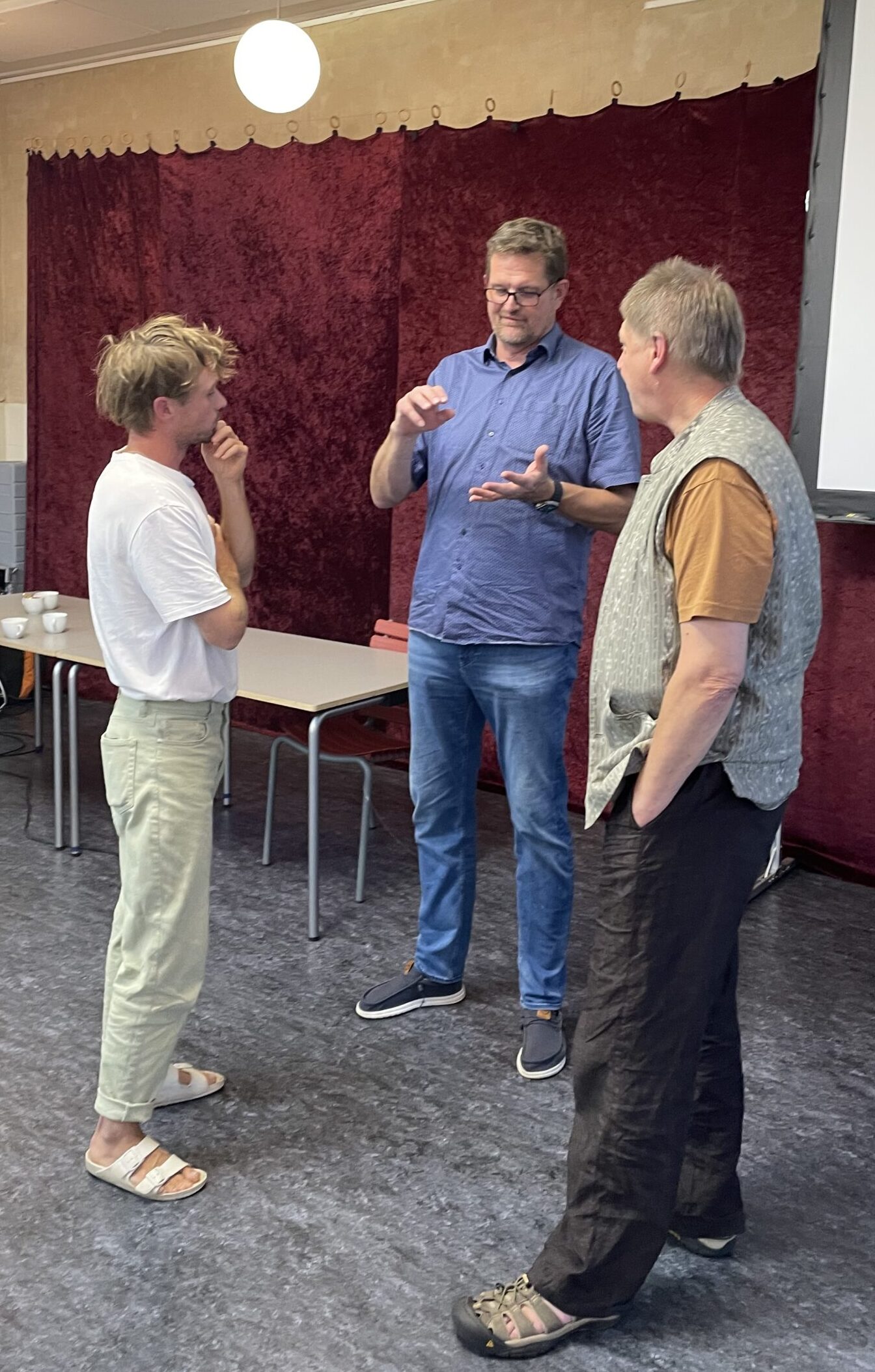 Read more about the article Mødet om Alken Søbred: Forsikringer, forbehold og nye forslag
